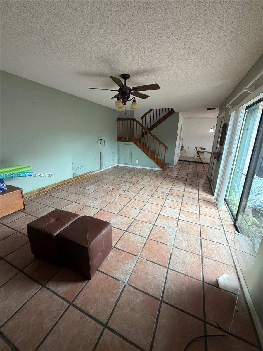 2564 Lakeview Court, Cooper City, FL 33026 Photo 6