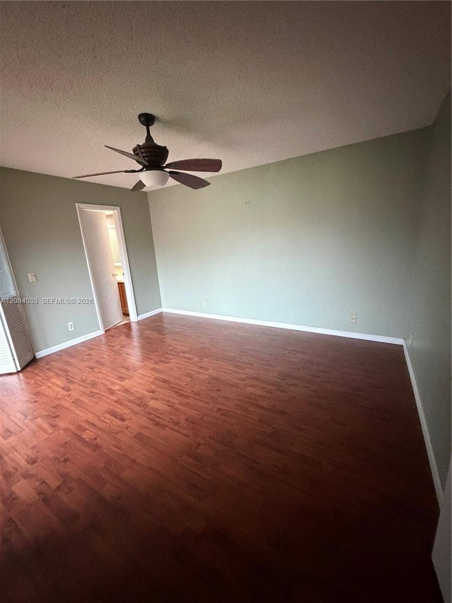 2564 Lakeview Court, Cooper City, FL 33026 1