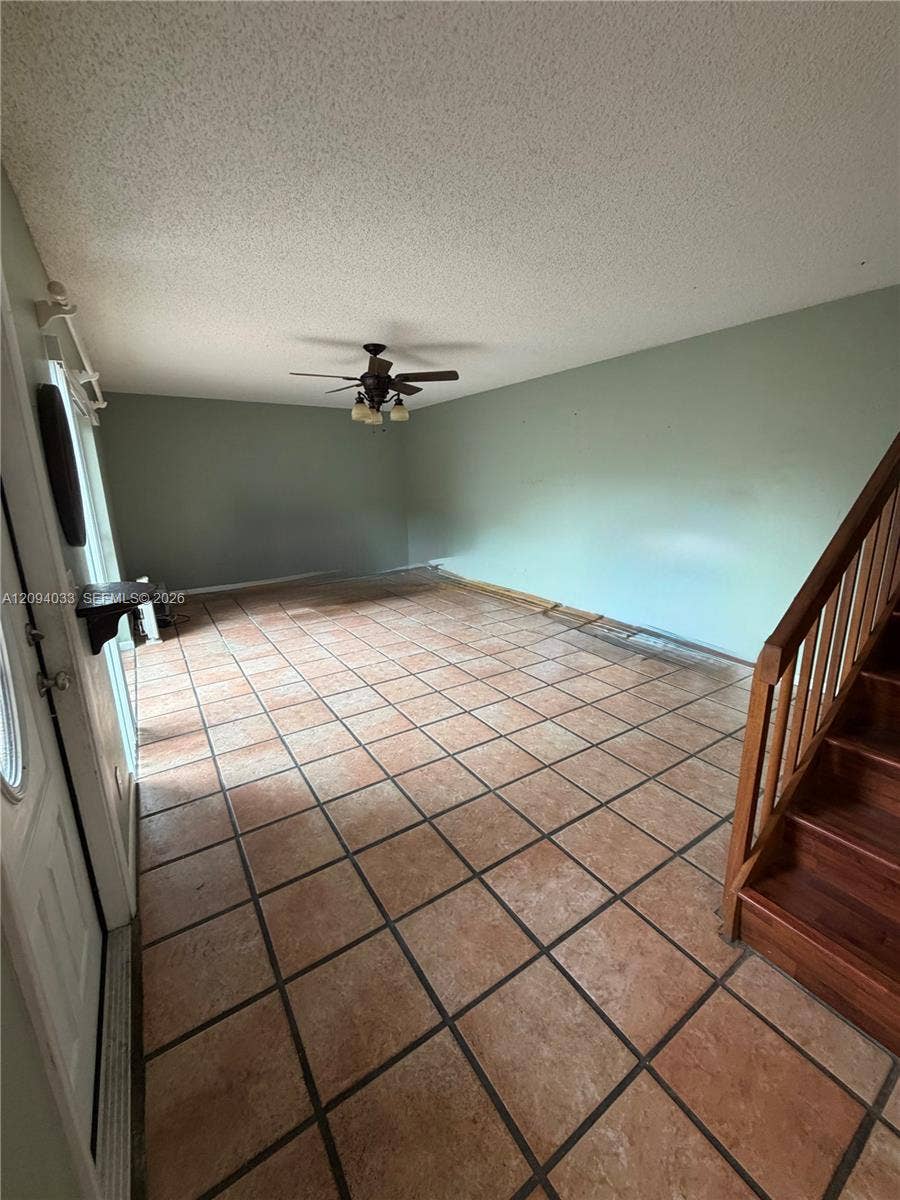 2564 Lakeview Court, Cooper City, FL 33026 Photo 5