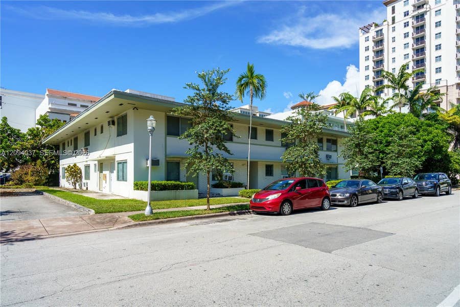 Property photo for 260 Navarre Avenue, #11, Coral Gables, FL