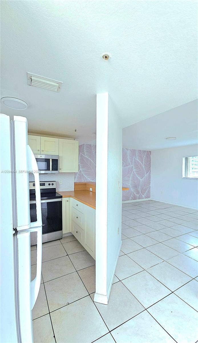 Property photo for 328 NW 12th Avenue, #11, Miami, FL