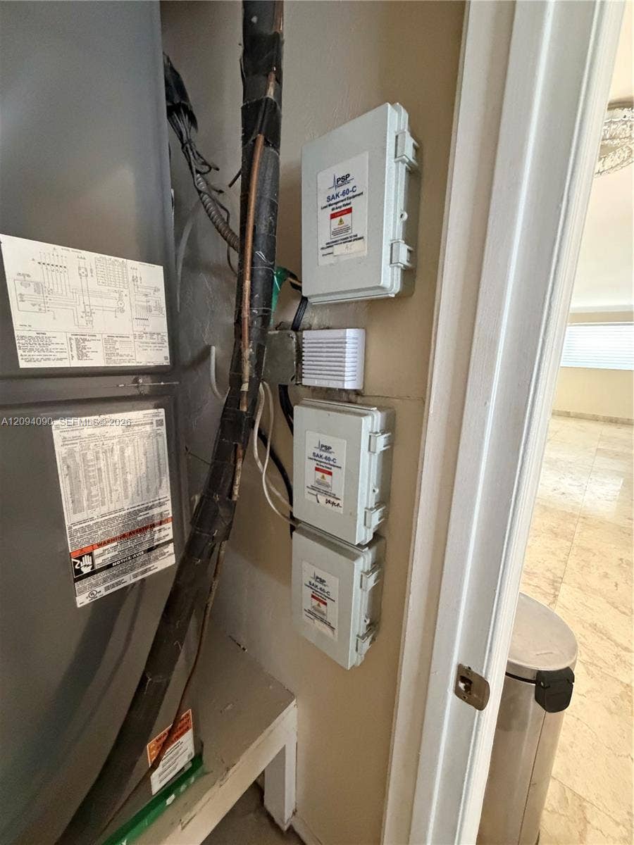 2215 NE 204th Street, Miami, FL 33180 New generator