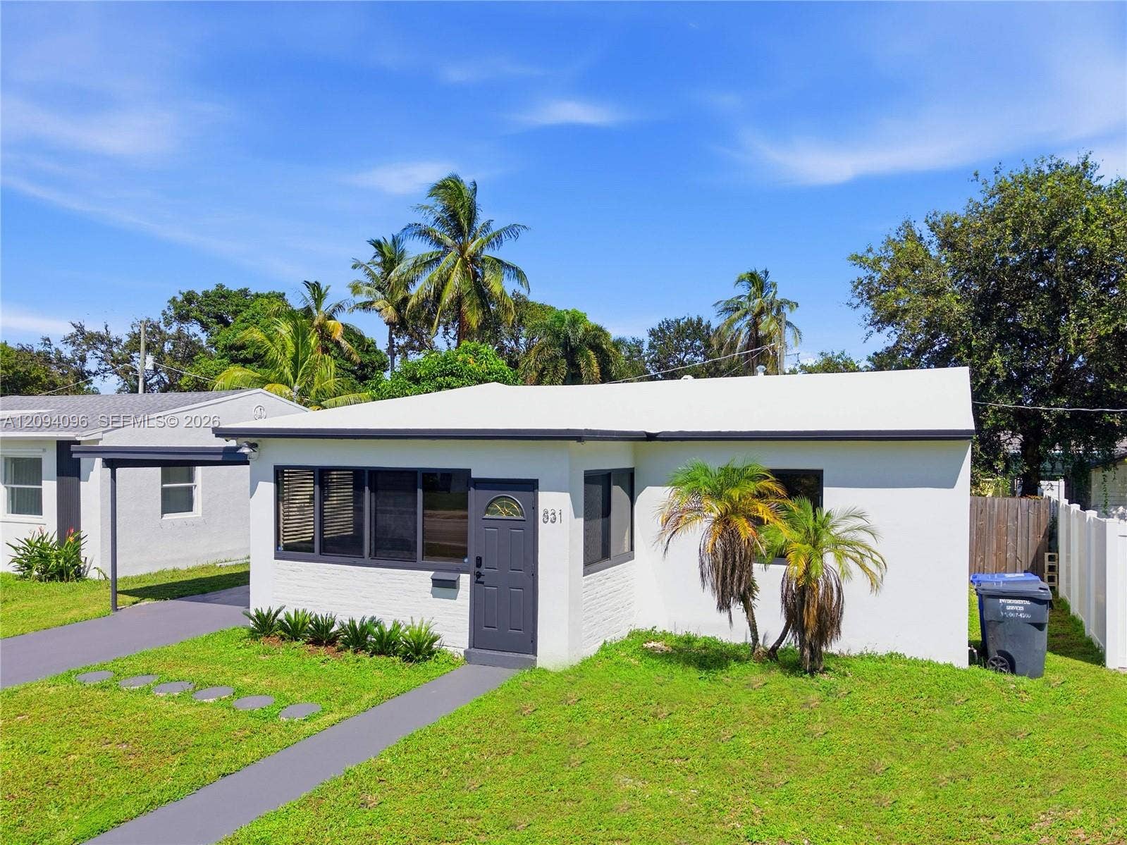 831 S 28th Avenue, Hollywood, FL 33020 Photo 3