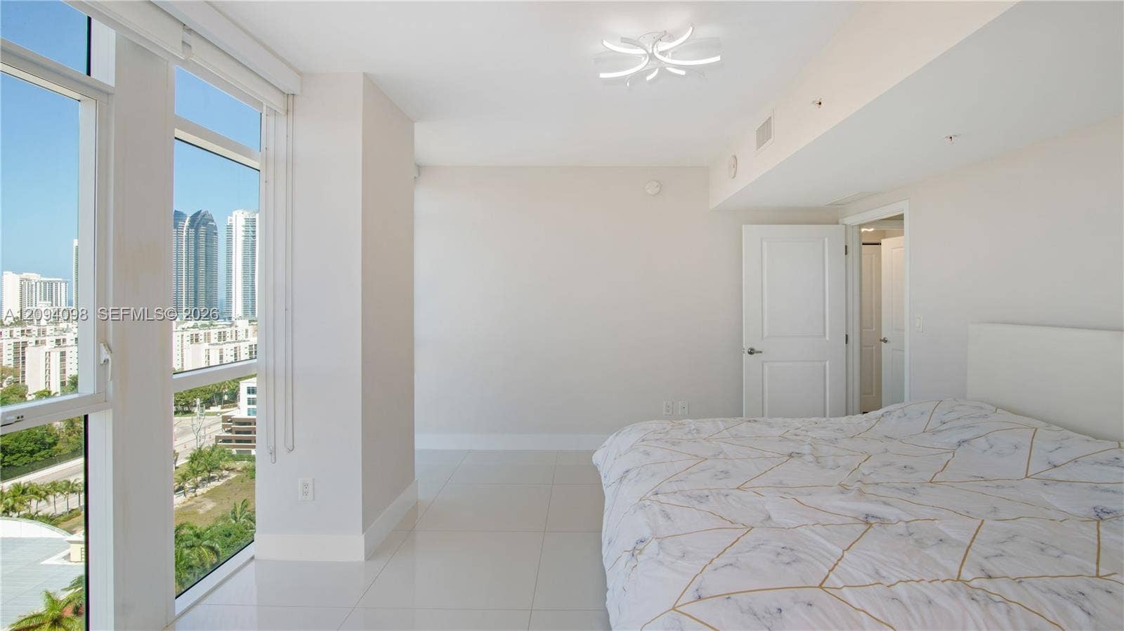 400 Sunny Isles Boulevard, #1722, Sunny Isles Beach, Sunny Isles Beach, FL 33160 Photo 35