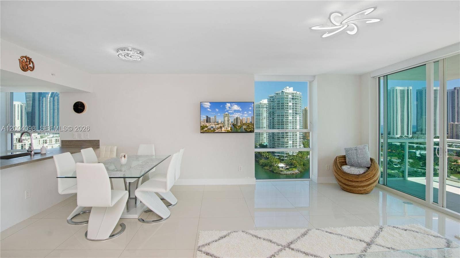 400 Sunny Isles Boulevard, #1722, Sunny Isles Beach, Sunny Isles Beach, FL 33160 Photo 23