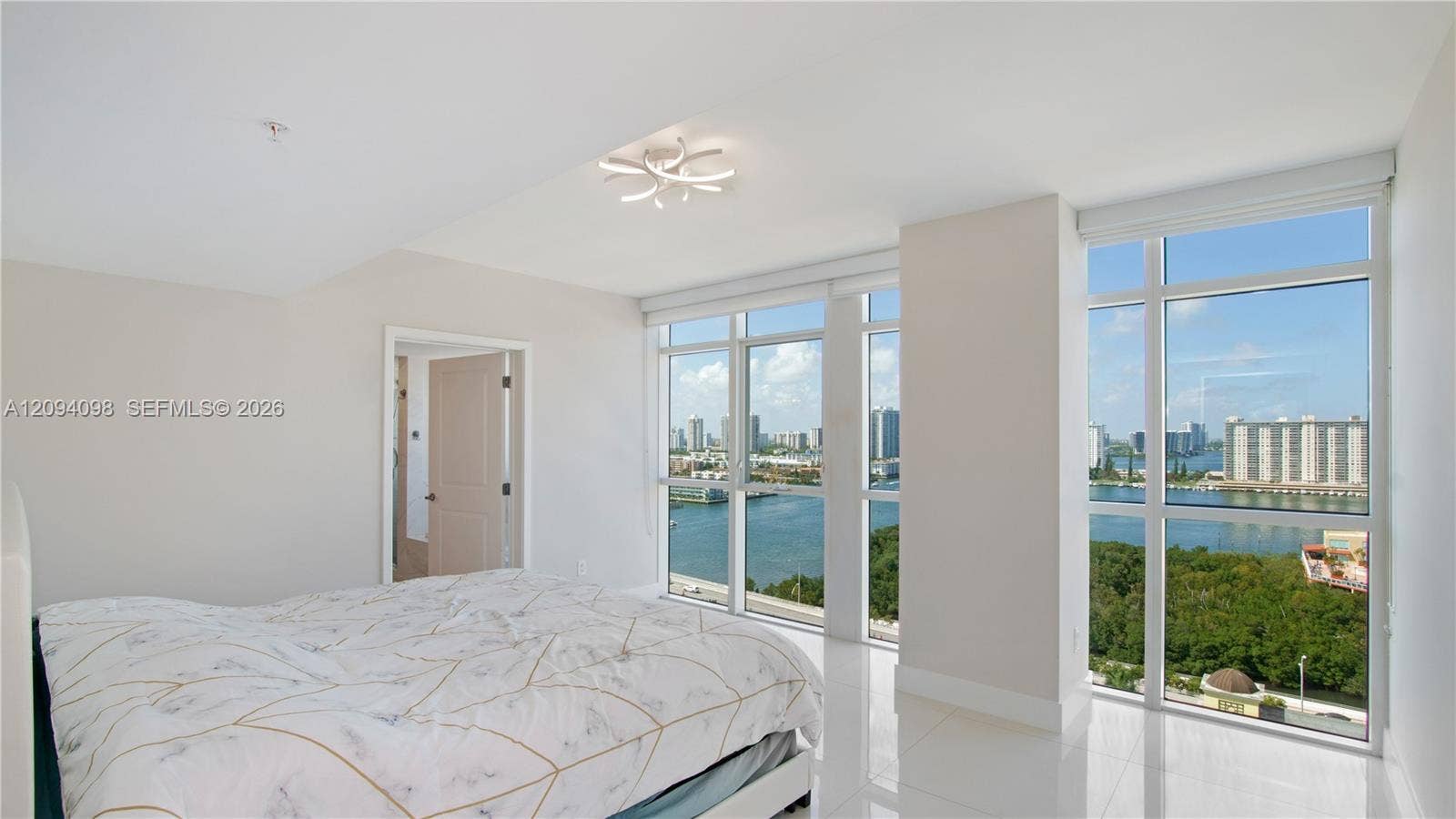 400 Sunny Isles Boulevard, #1722, Sunny Isles Beach, Sunny Isles Beach, FL 33160 Photo 33