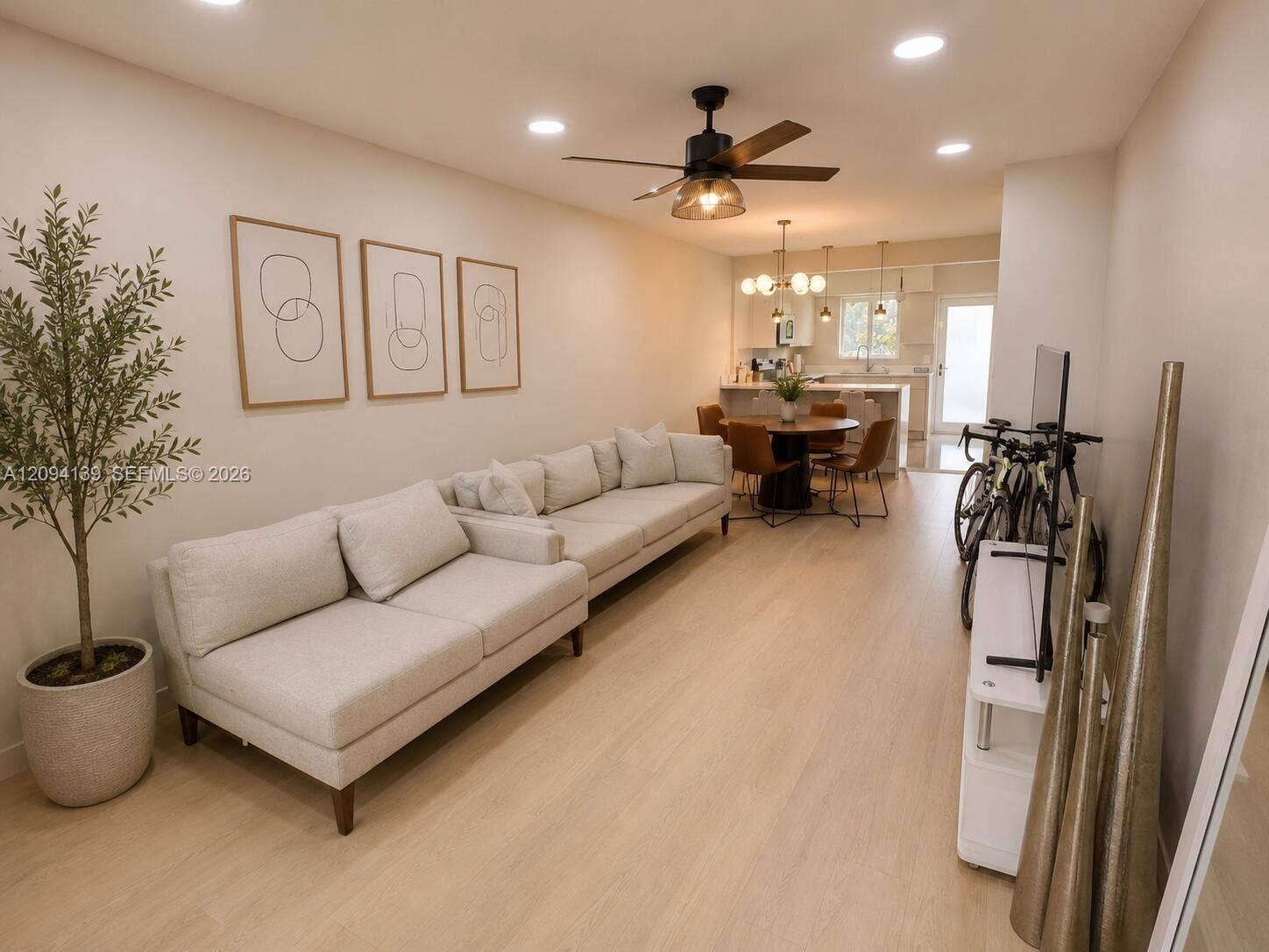 600 Layne, #226, Hallandale Beach, FL 33009 Photo 3