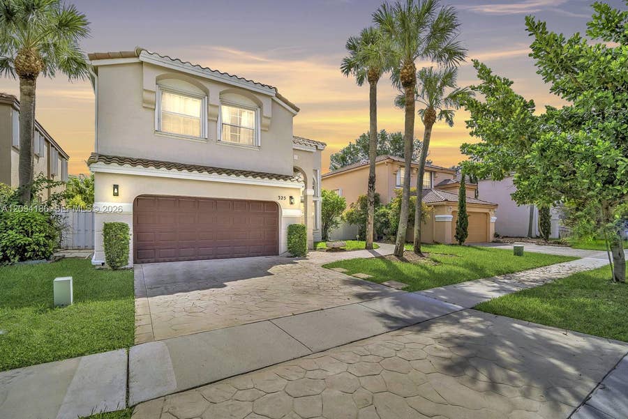 Property photo for 325 NW 158th Lane, Pembroke Pines, FL
