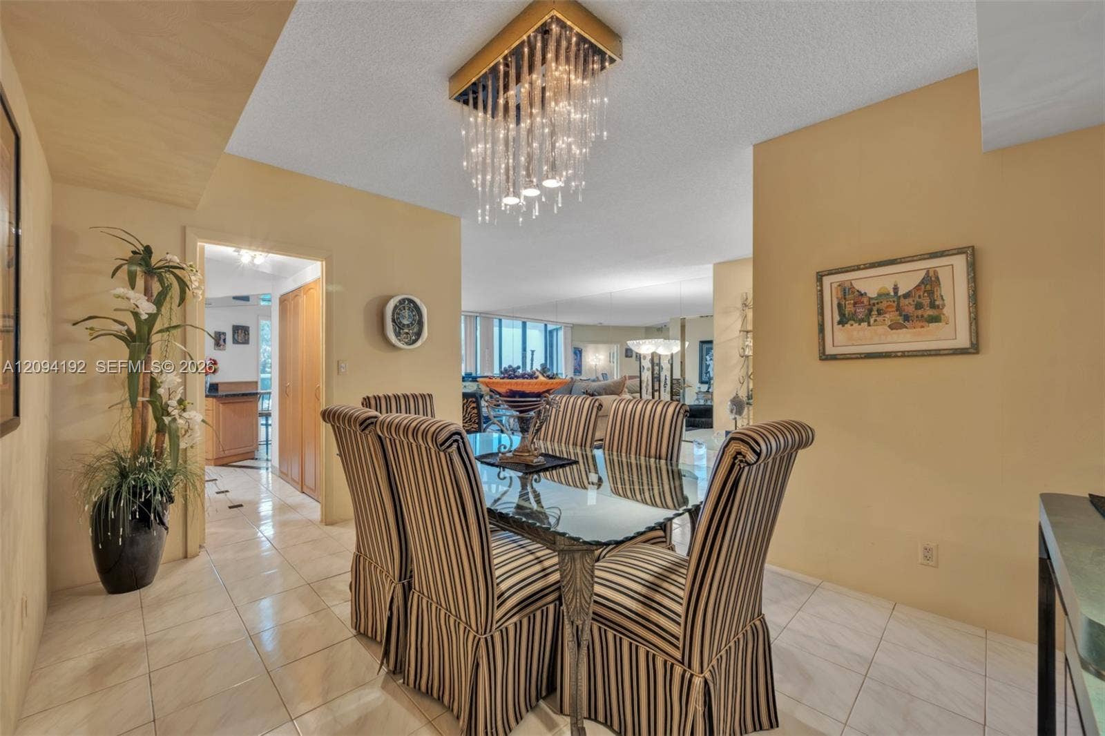 20281 E Country Club Drive, #305, Aventura, FL 33180 Photo 9