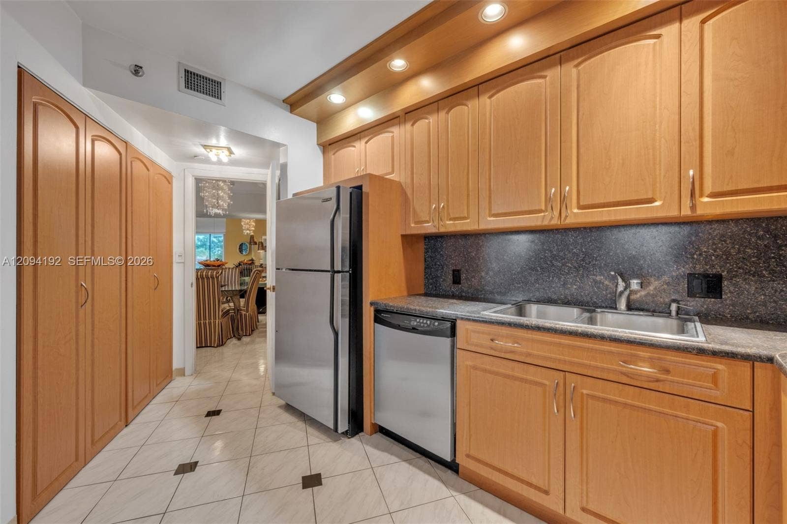 20281 E Country Club Drive, #305, Aventura, FL 33180 Photo 7