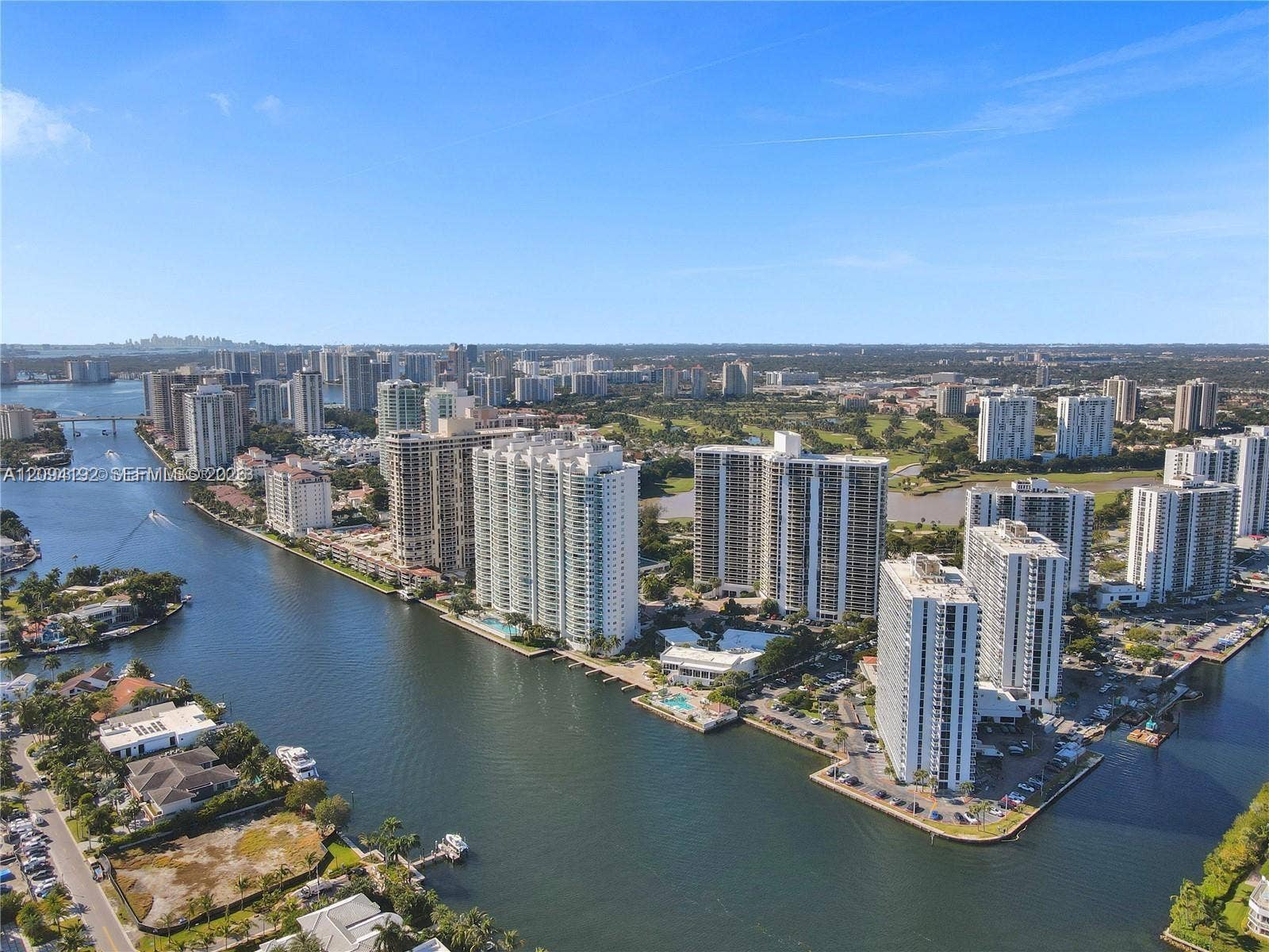 20281 E Country Club Drive, #305, Aventura, FL 33180 Photo 46