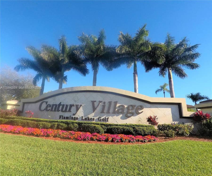 Property photo for Pembroke Pines, FL