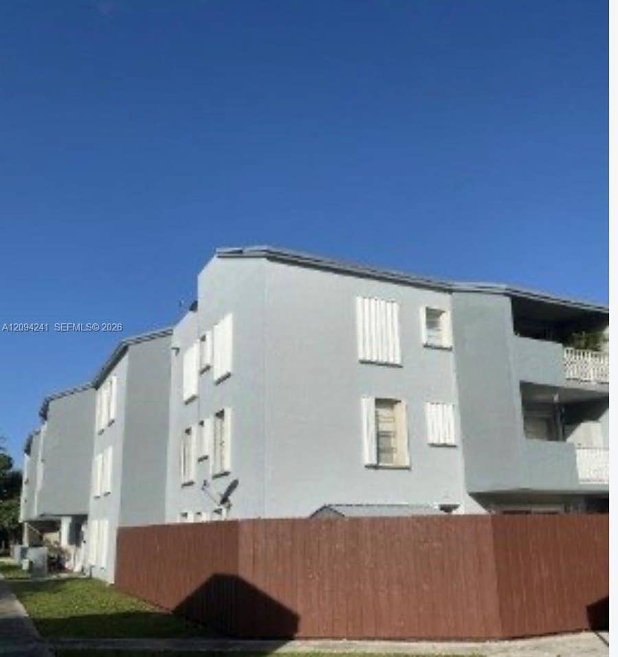 Property photo for 1725 W 60th Street, #F202, Hialeah, FL