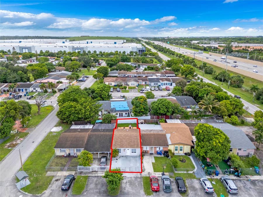 Property photo for 21466 NW 40th Cir Court, Miami Gardens, FL