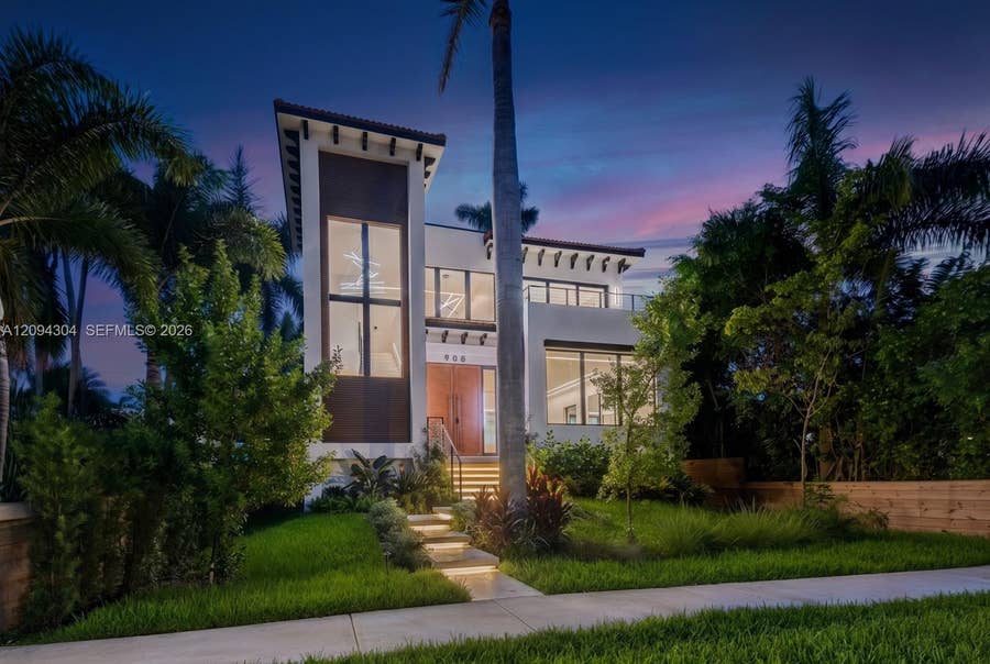 Property photo for 908 Tyler Street, Hollywood, FL