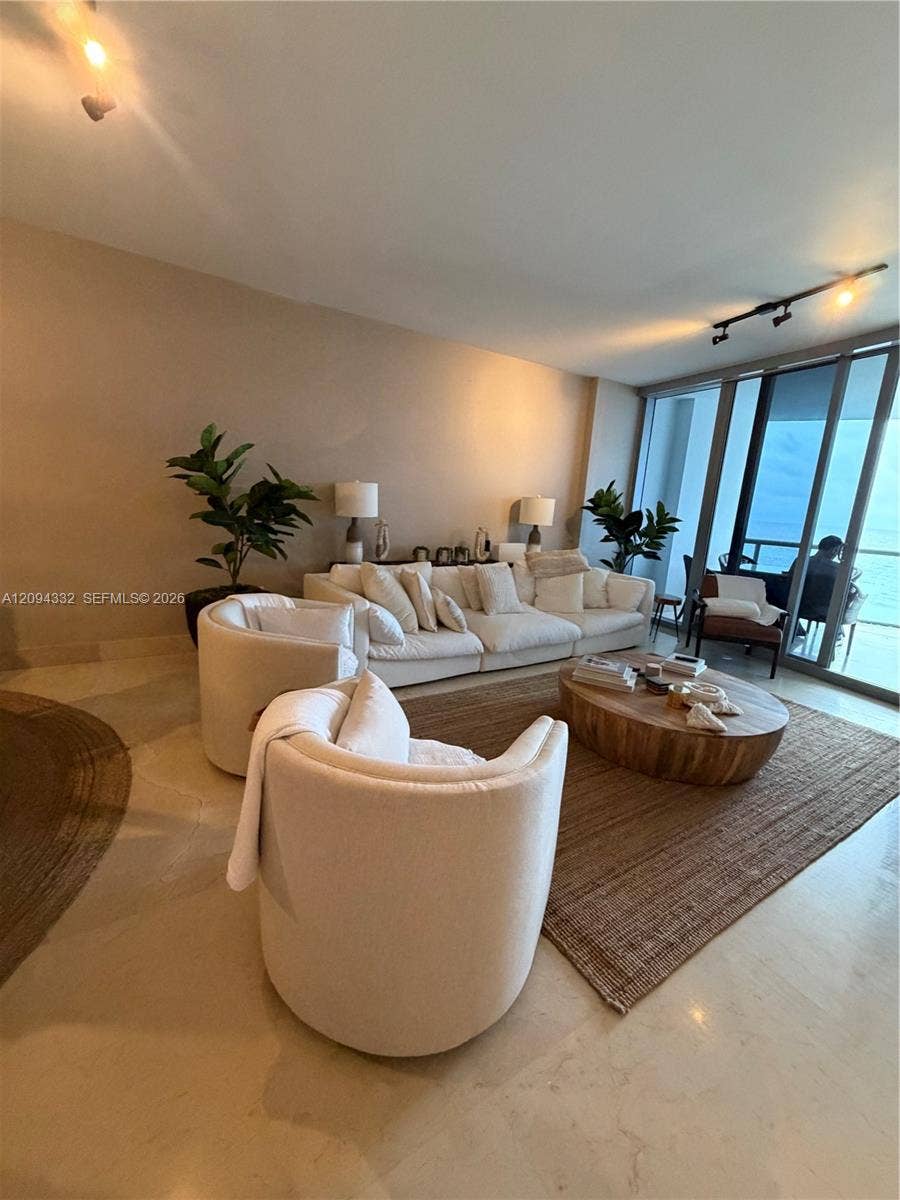 17121 Collins Avenue, #904, Sunny Isles Beach, Sunny Isles Beach, FL 33160 Photo 5
