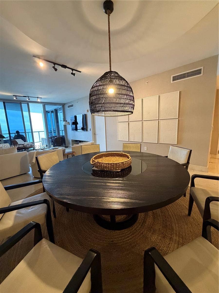 17121 Collins Avenue, #904, Sunny Isles Beach, Sunny Isles Beach, FL 33160 Photo 9