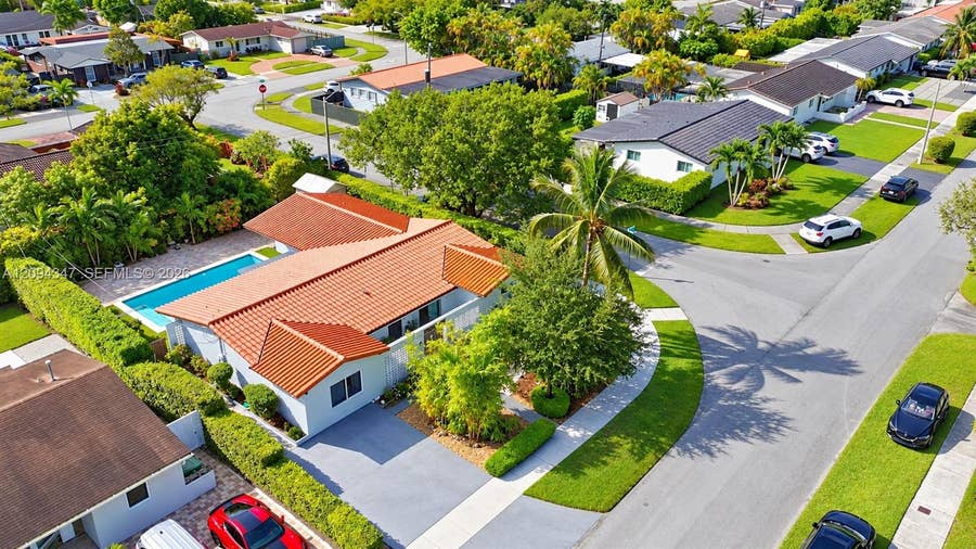 Property photo for 6000 SW 94th Place, Miami, FL