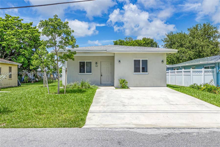 Property photo for 707 NW 2nd Terrace, Pompano Beach, FL
