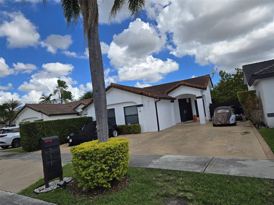 Property photo for 811 NW 133rd Court, Miami, FL