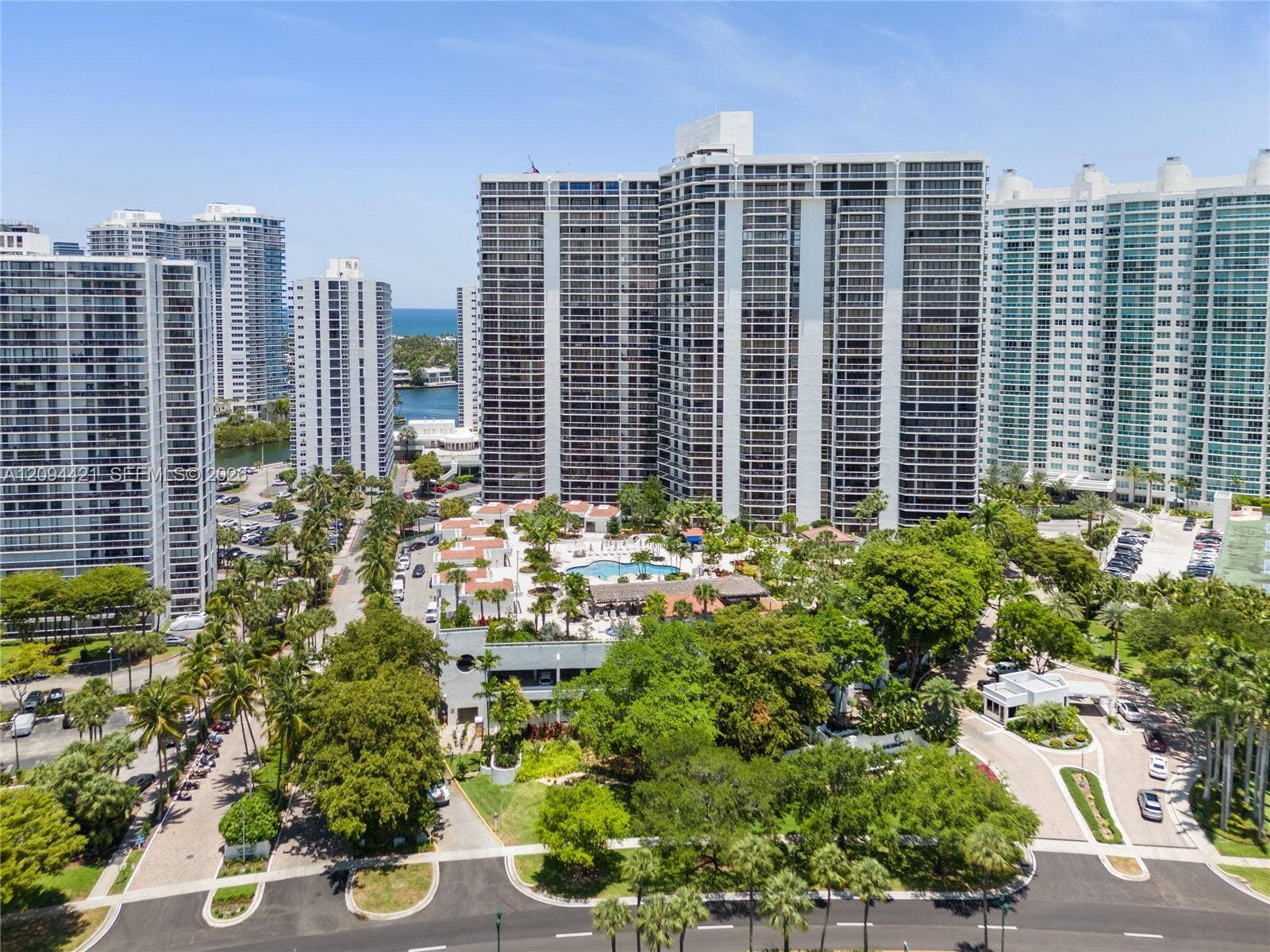 20281 E Country Club Drive, #403, Aventura, FL 33180 Photo 45