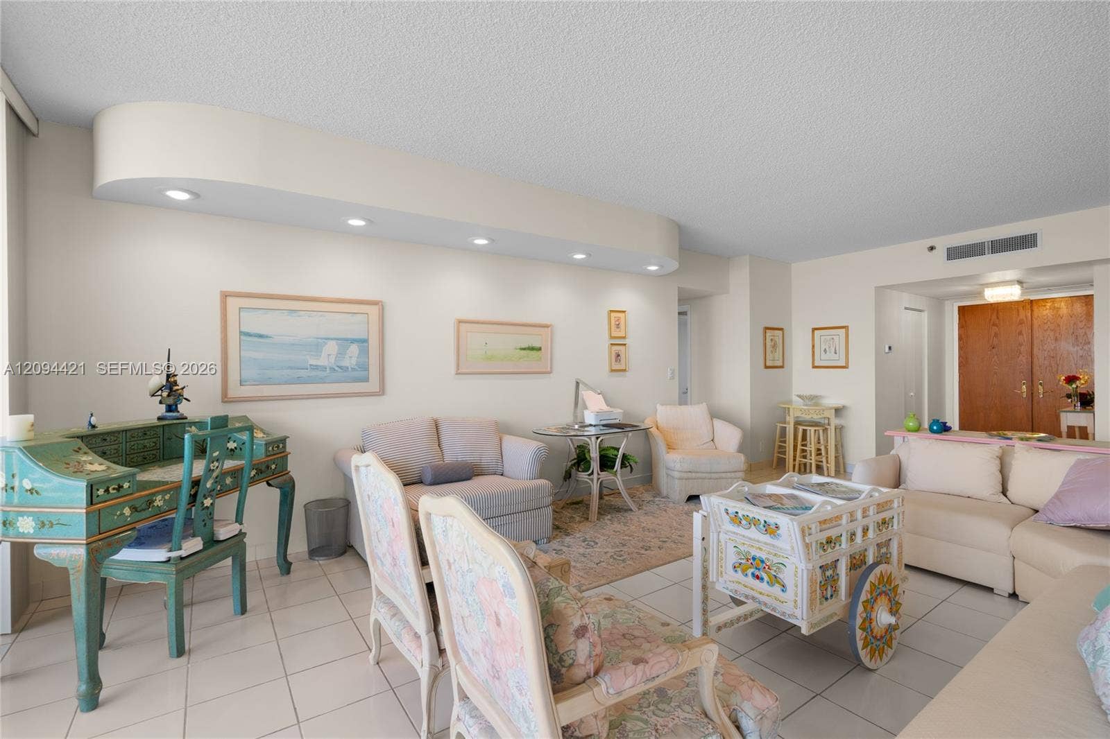 20281 E Country Club Drive, #403, Aventura, FL 33180 Actual apartment