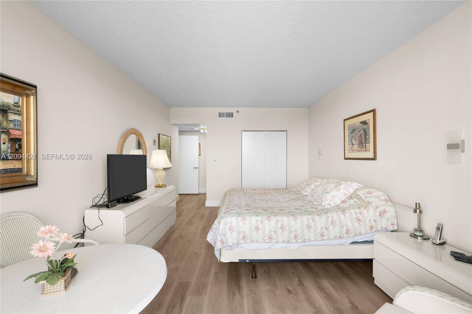 20281 E Country Club Drive, #403, Aventura, FL 33180 Actual apartment