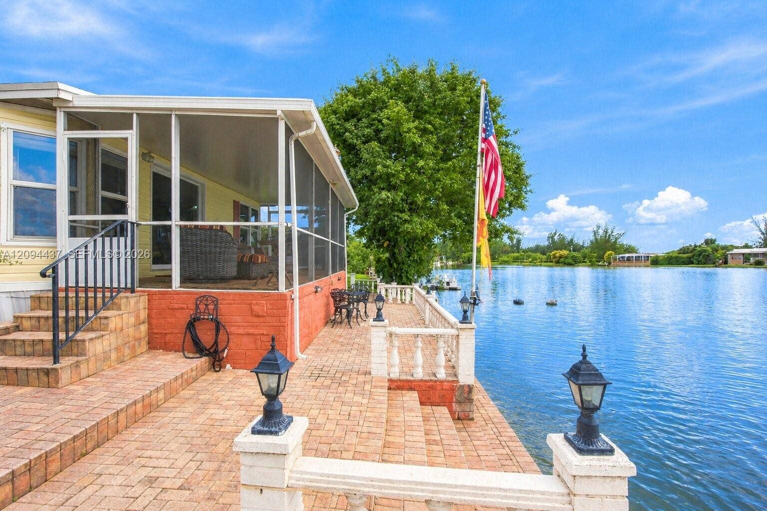 3054 Lakeshore Drive, Dania Beach, FL 33312 Photo 47