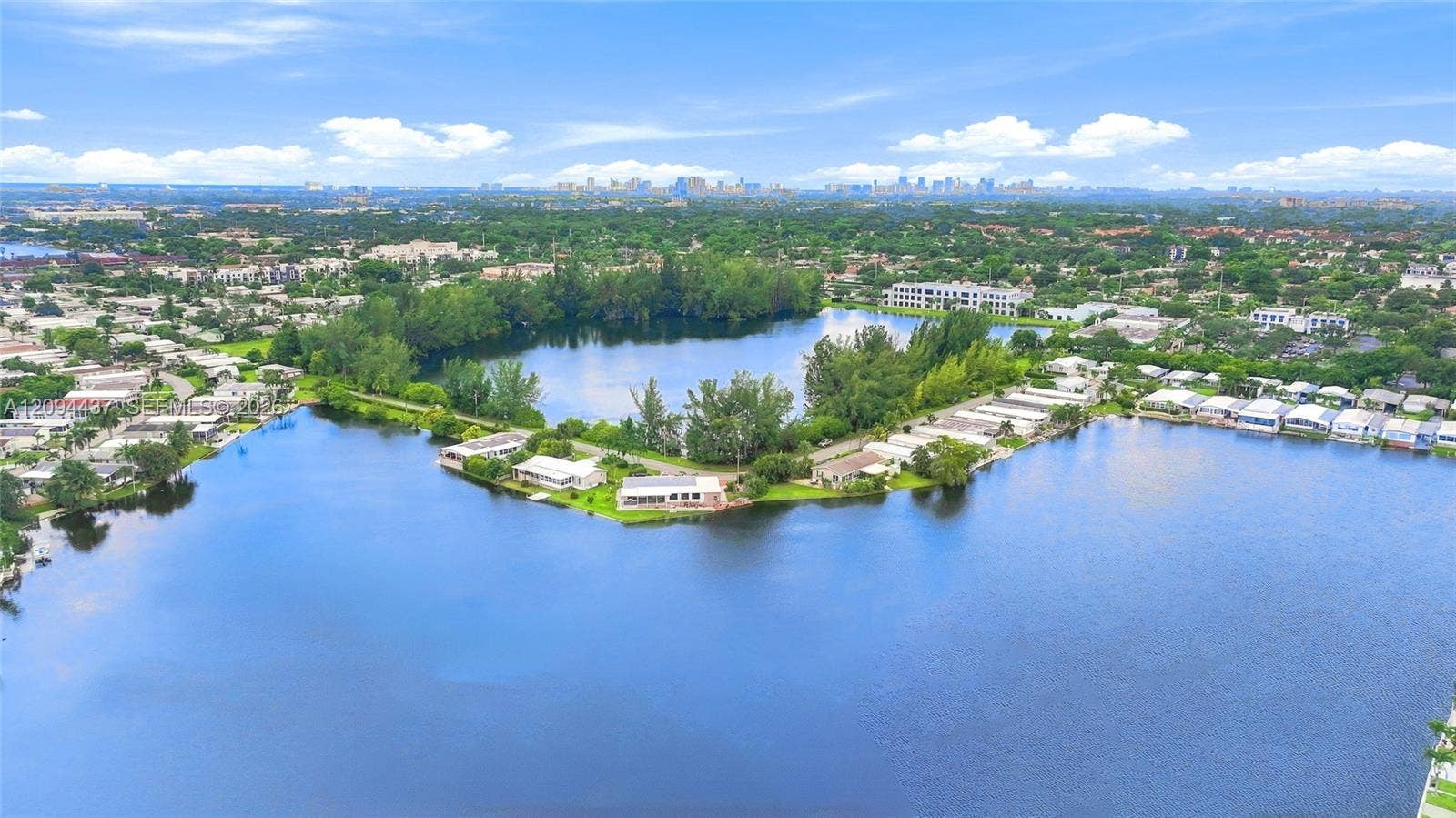 3054 Lakeshore Drive, Dania Beach, FL 33312 Photo 70