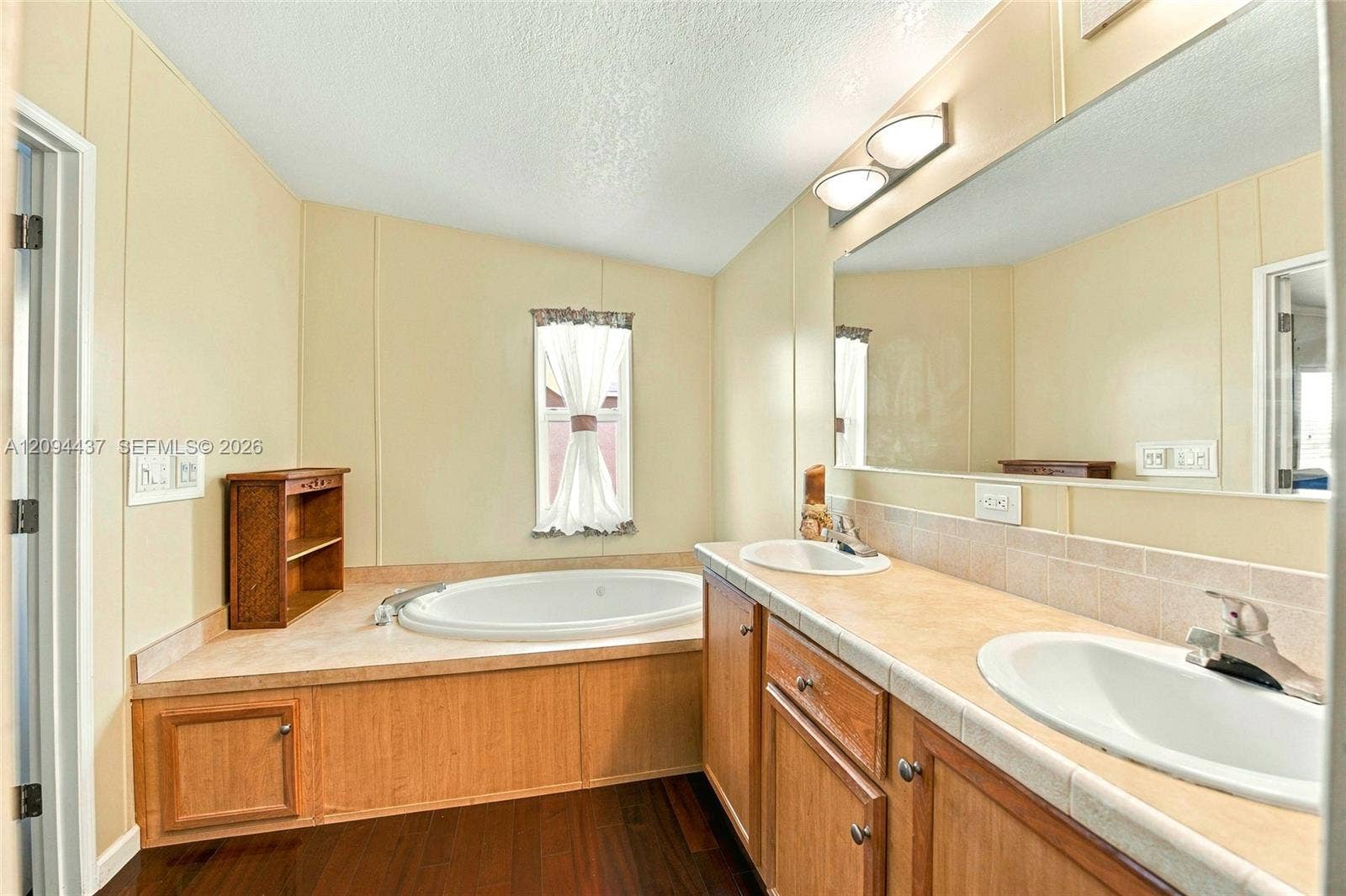 3054 Lakeshore Drive, Dania Beach, FL 33312 Photo 25