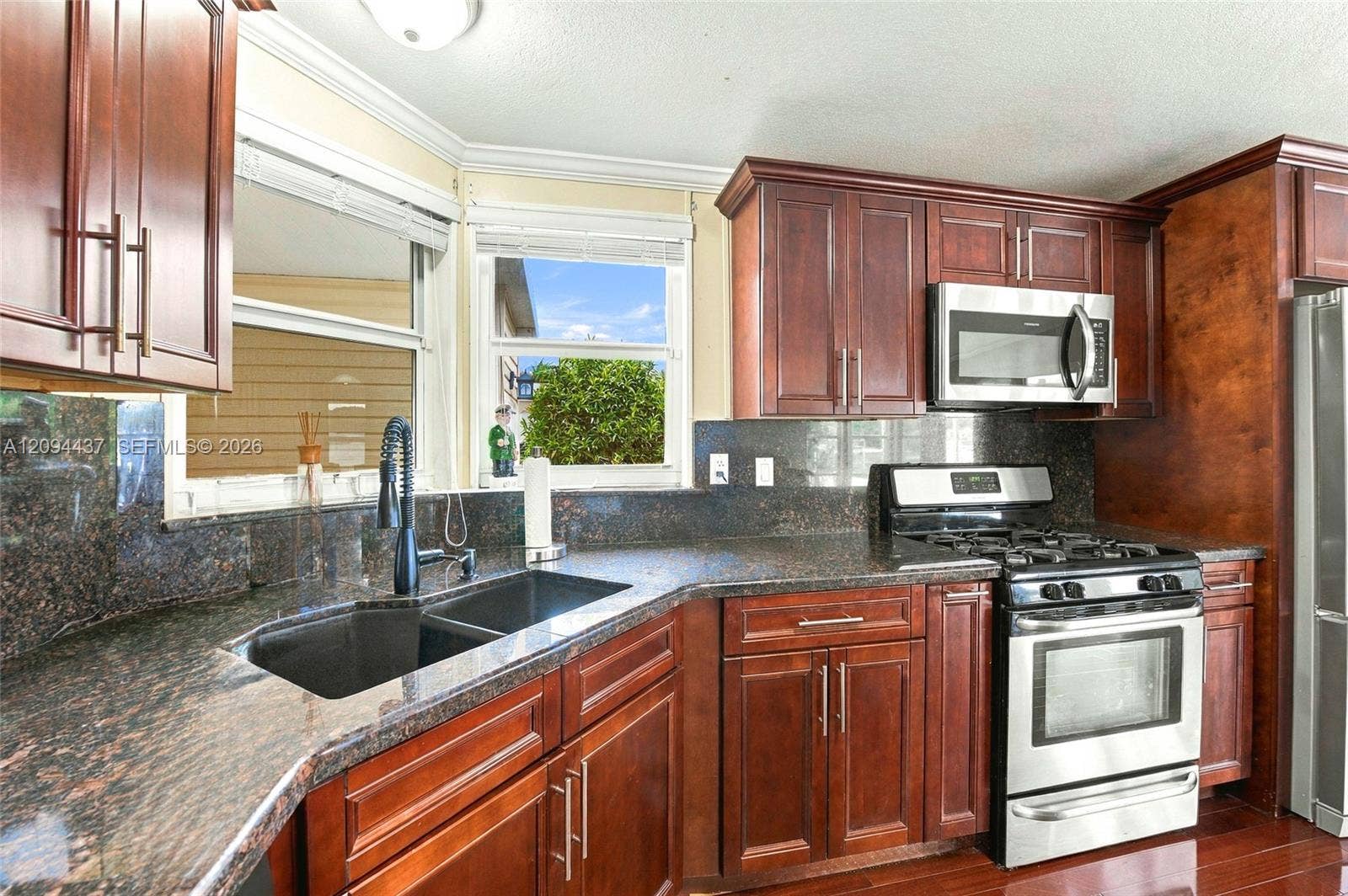 3054 Lakeshore Drive, Dania Beach, FL 33312 Photo 10