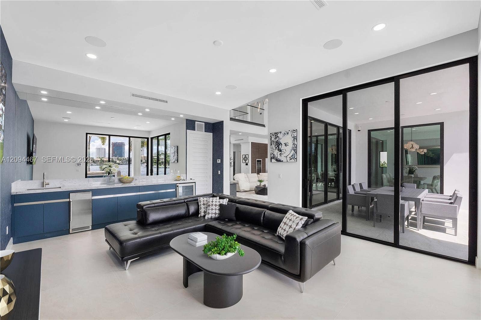 First floor lounge