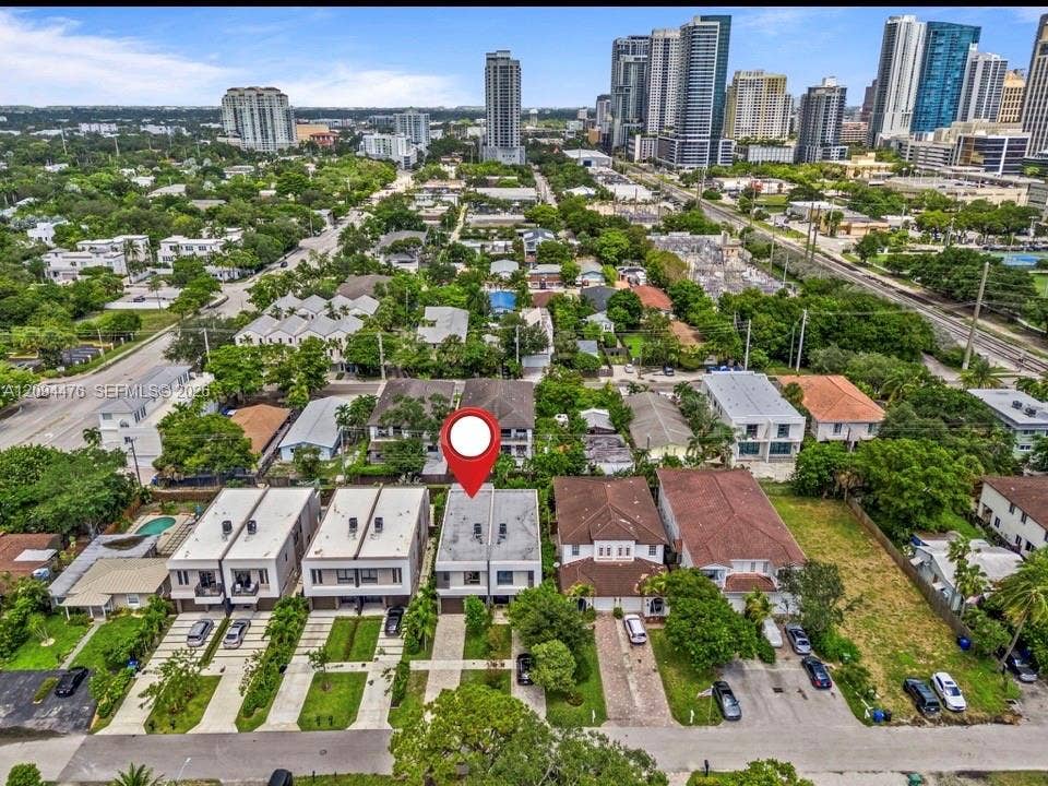 307 SW 10th Street, Fort Lauderdale, FL 33315 Photo 37