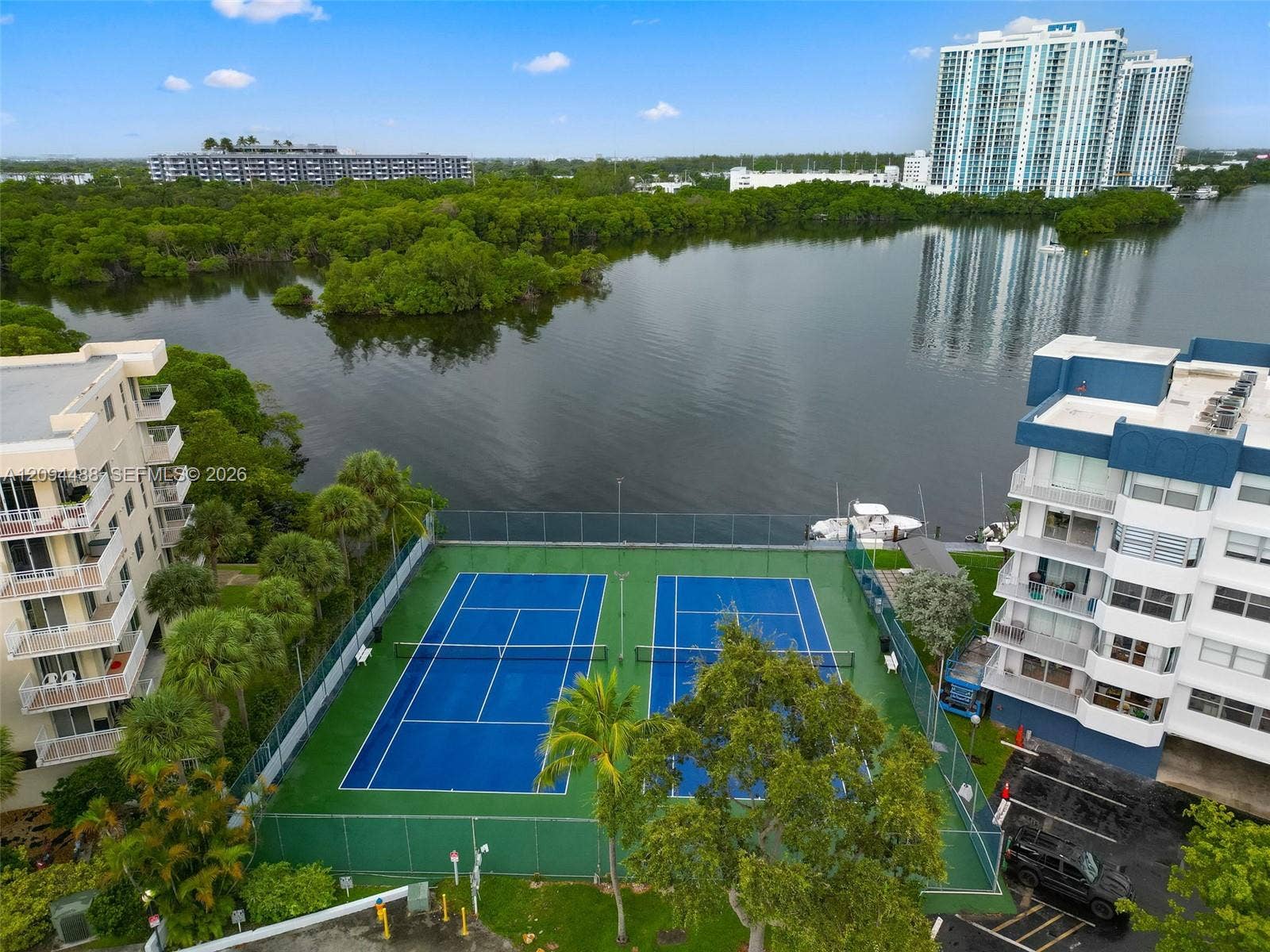 16565 NE 26th Avenue, #4D, North Miami Beach, FL 33160 Photo 26