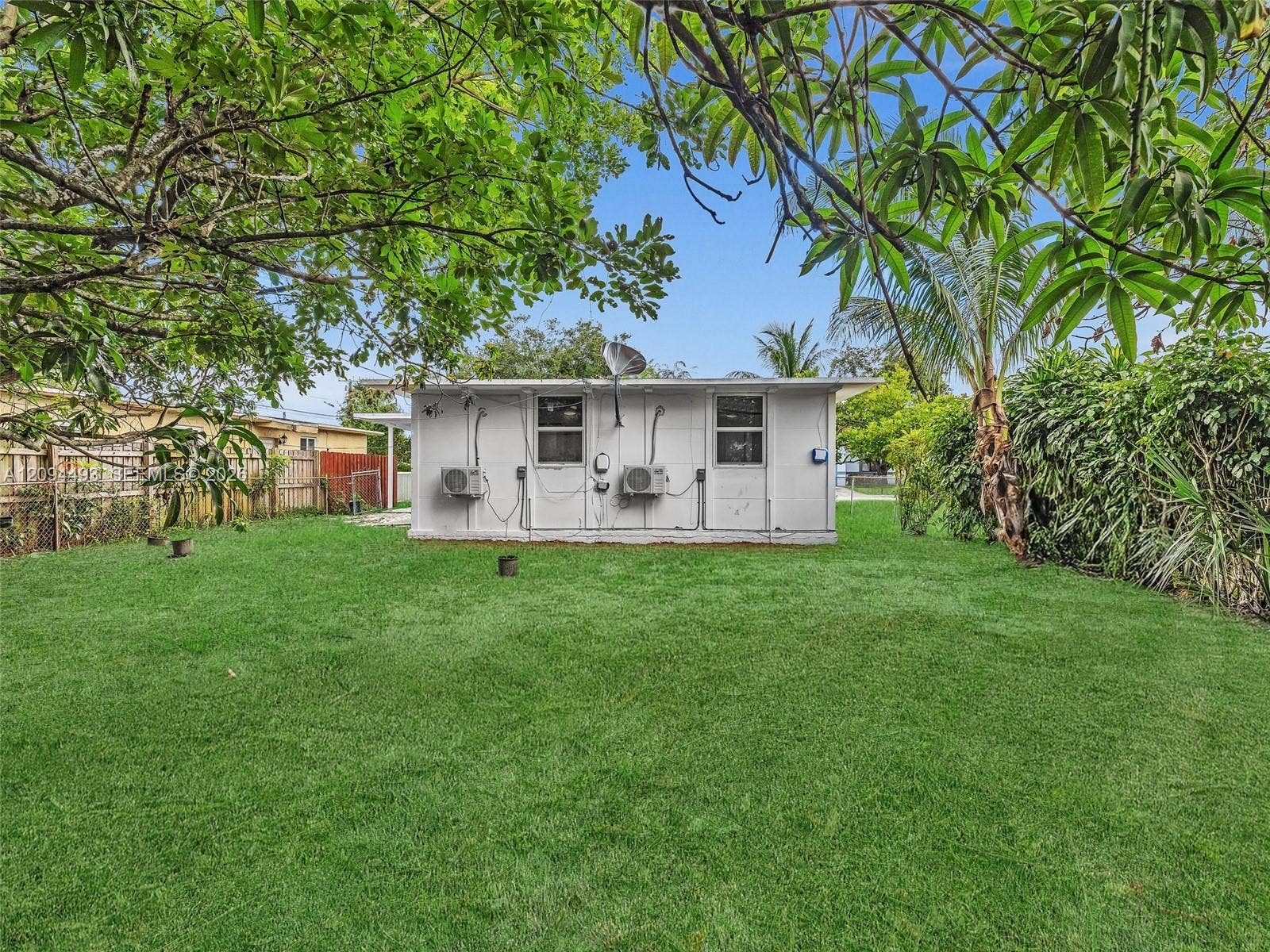 2805 NW 7th Court, Fort Lauderdale, FL 33311 Photo 12