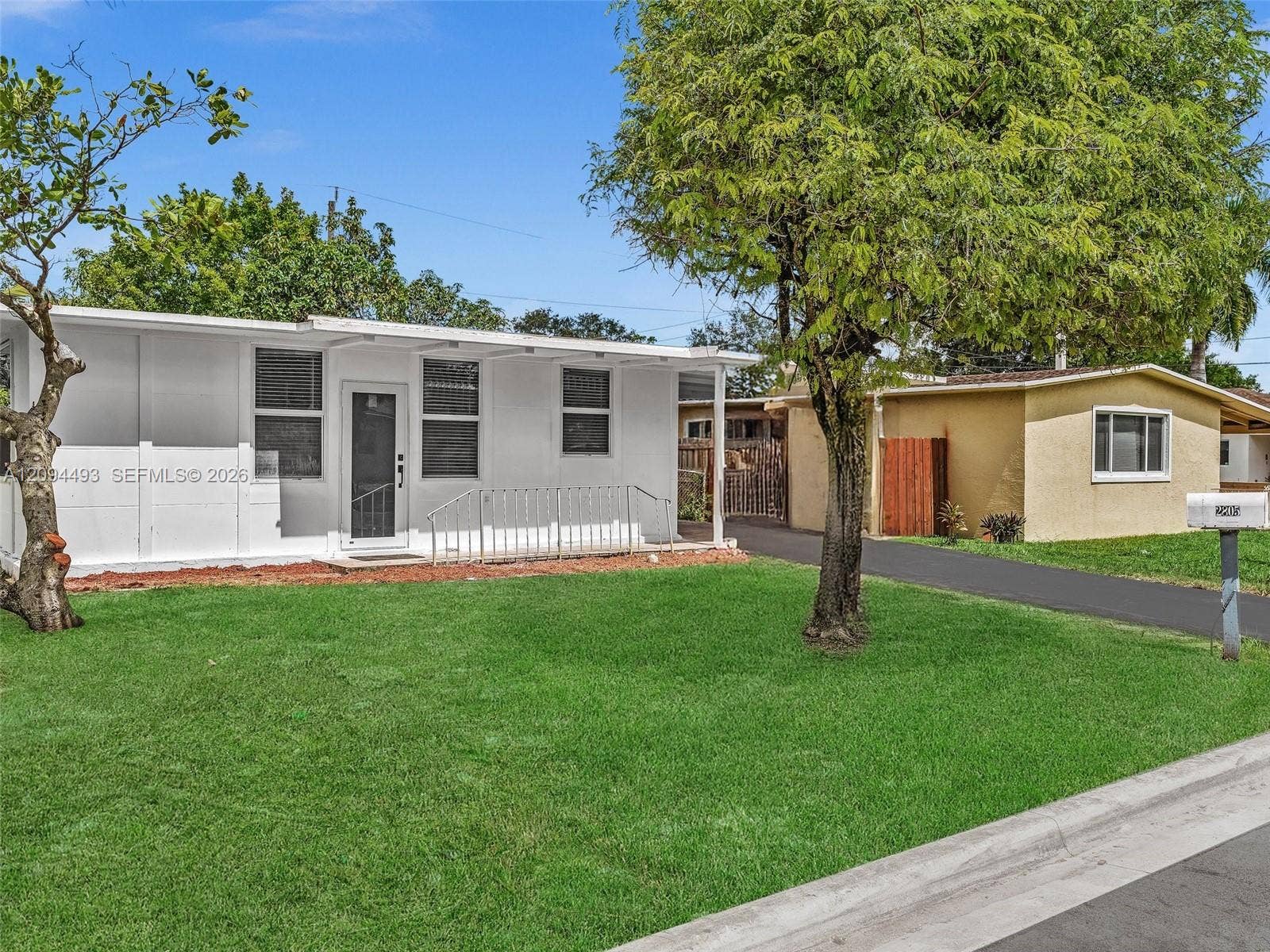 2805 NW 7th Court, Fort Lauderdale, FL 33311 Photo 14