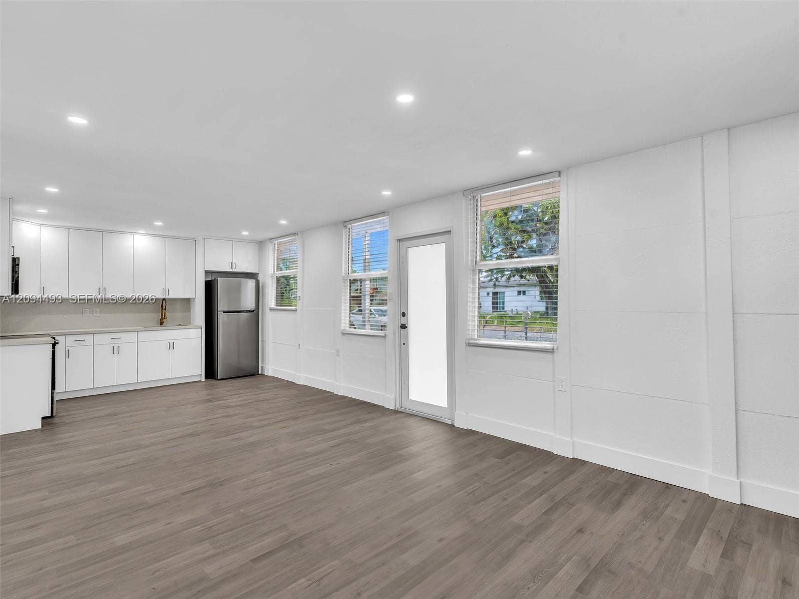2805 NW 7th Court, Fort Lauderdale, FL 33311 Photo 5