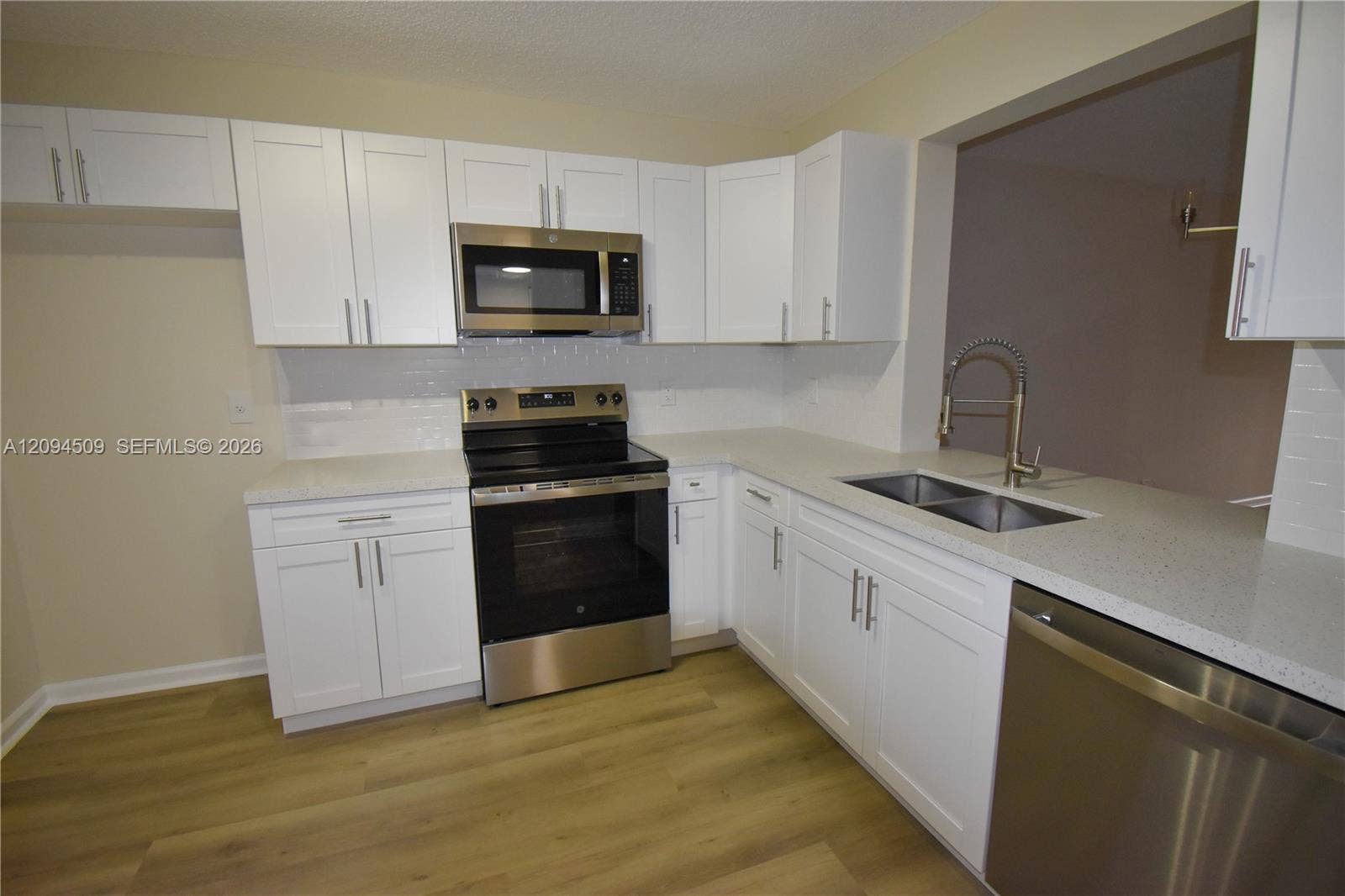 8592 W Sunrise Boulevard, #303, Plantation, FL 33322 Photo 2