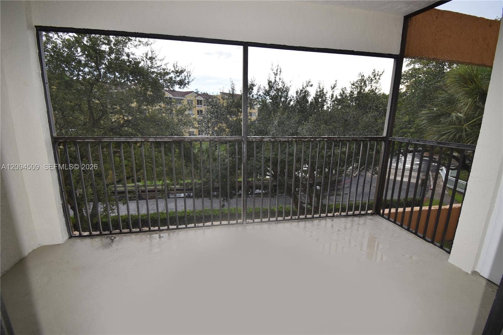 8592 W Sunrise Boulevard, #303, Plantation, FL 33322 Photo 16