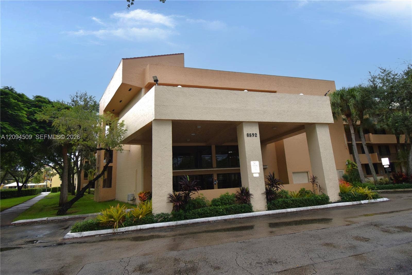 8592 W Sunrise Boulevard, #303, Plantation, FL 33322 Photo 19