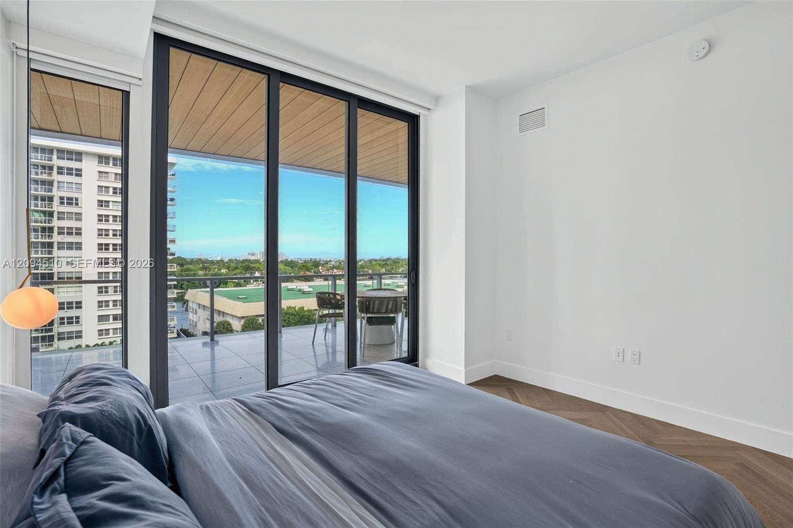 5775 Collins Avenue, #705, Miami Beach, FL 33140 Photo 18