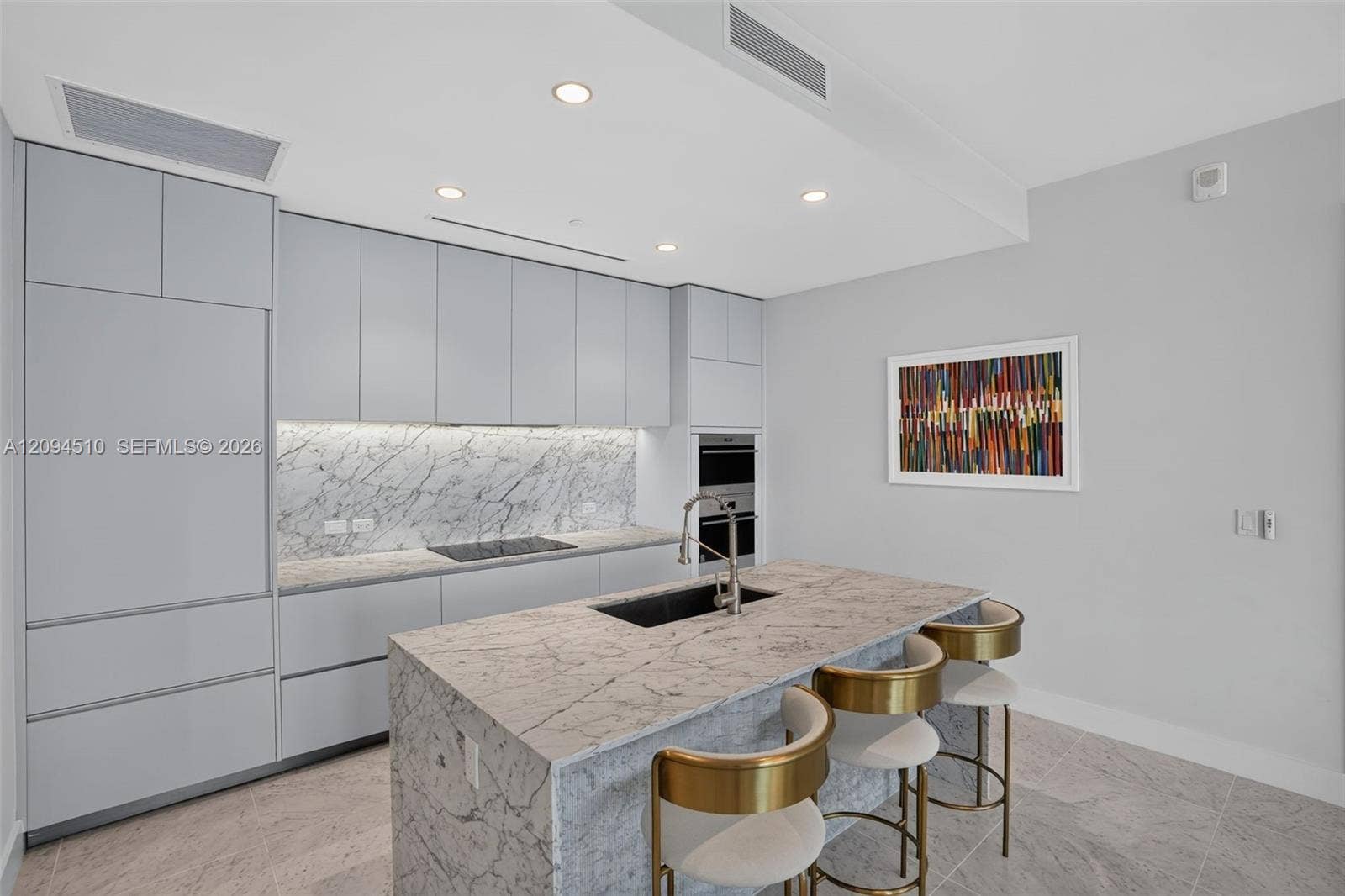 5775 Collins Avenue, #705, Miami Beach, FL 33140 Photo 7