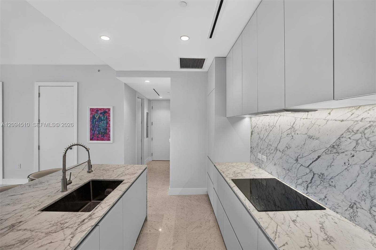 5775 Collins Avenue, #705, Miami Beach, FL 33140 Photo 9