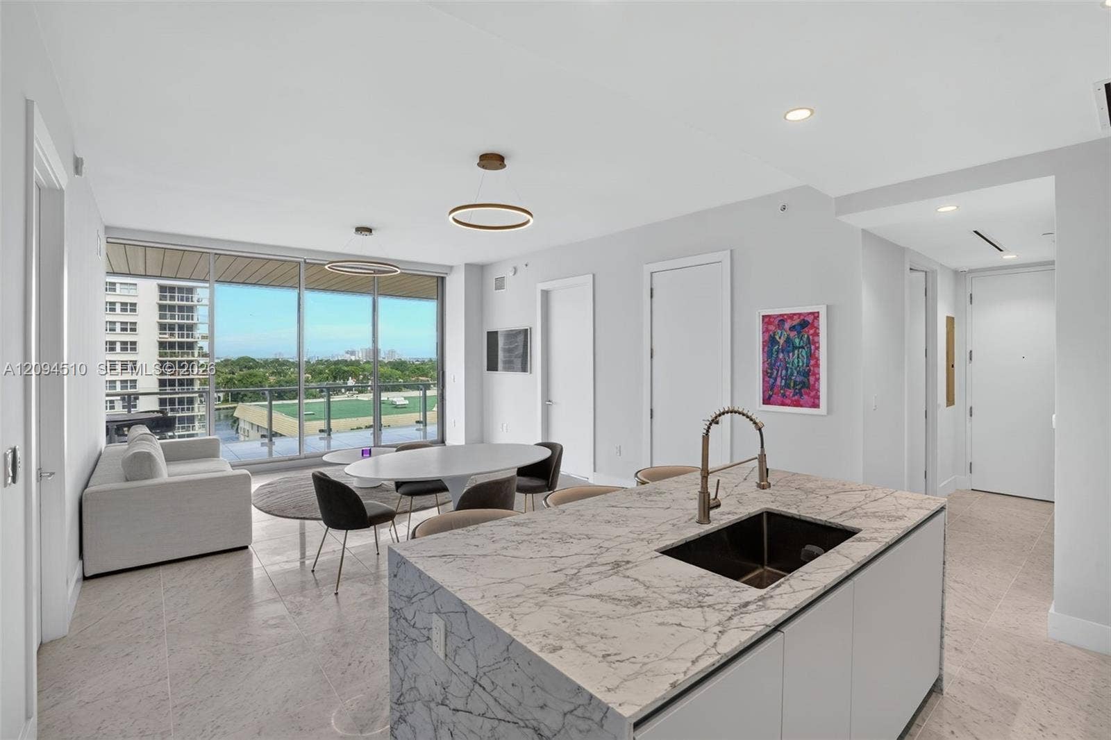 5775 Collins Avenue, #705, Miami Beach, FL 33140 Photo 10