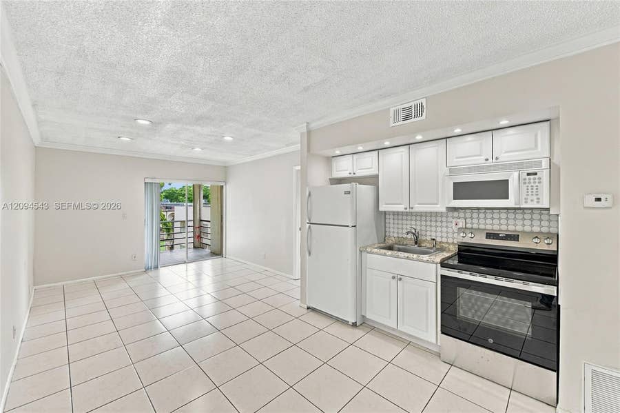 Property photo for 2700 Riverside Drive, #302-B, Coral Springs, FL