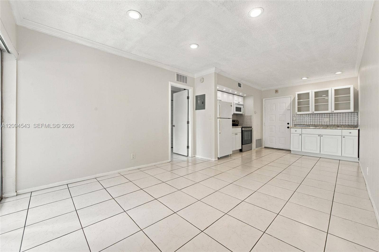 2700 Riverside Drive, #302-B, Coral Springs, FL 33065 Photo 10