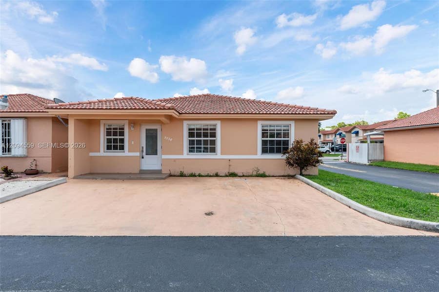 Property photo for 2236 W 74th Place, #9C, Hialeah, FL