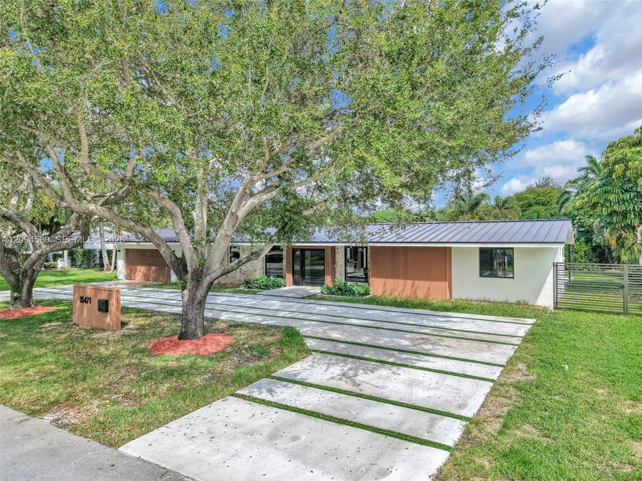 Property photo for 15471 SW 83rd Avenue, Palmetto Bay, FL