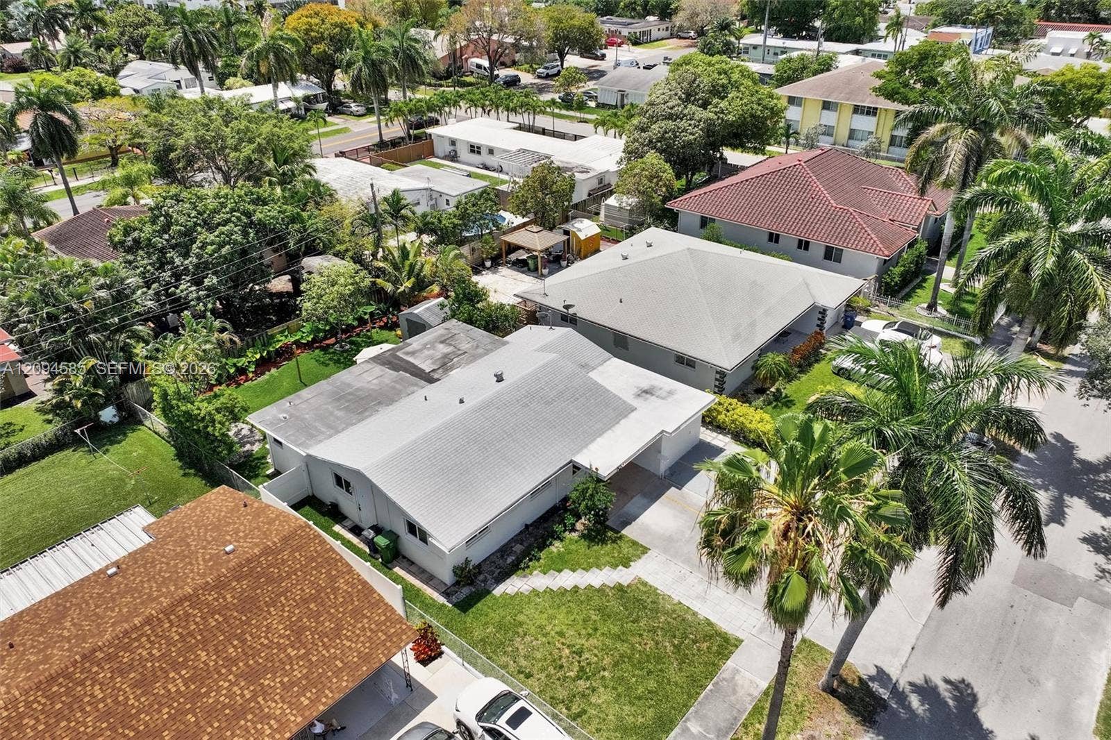 814 NE 4th Street, #814, Hallandale Beach, Hallandale Beach, FL 33009 Photo 46