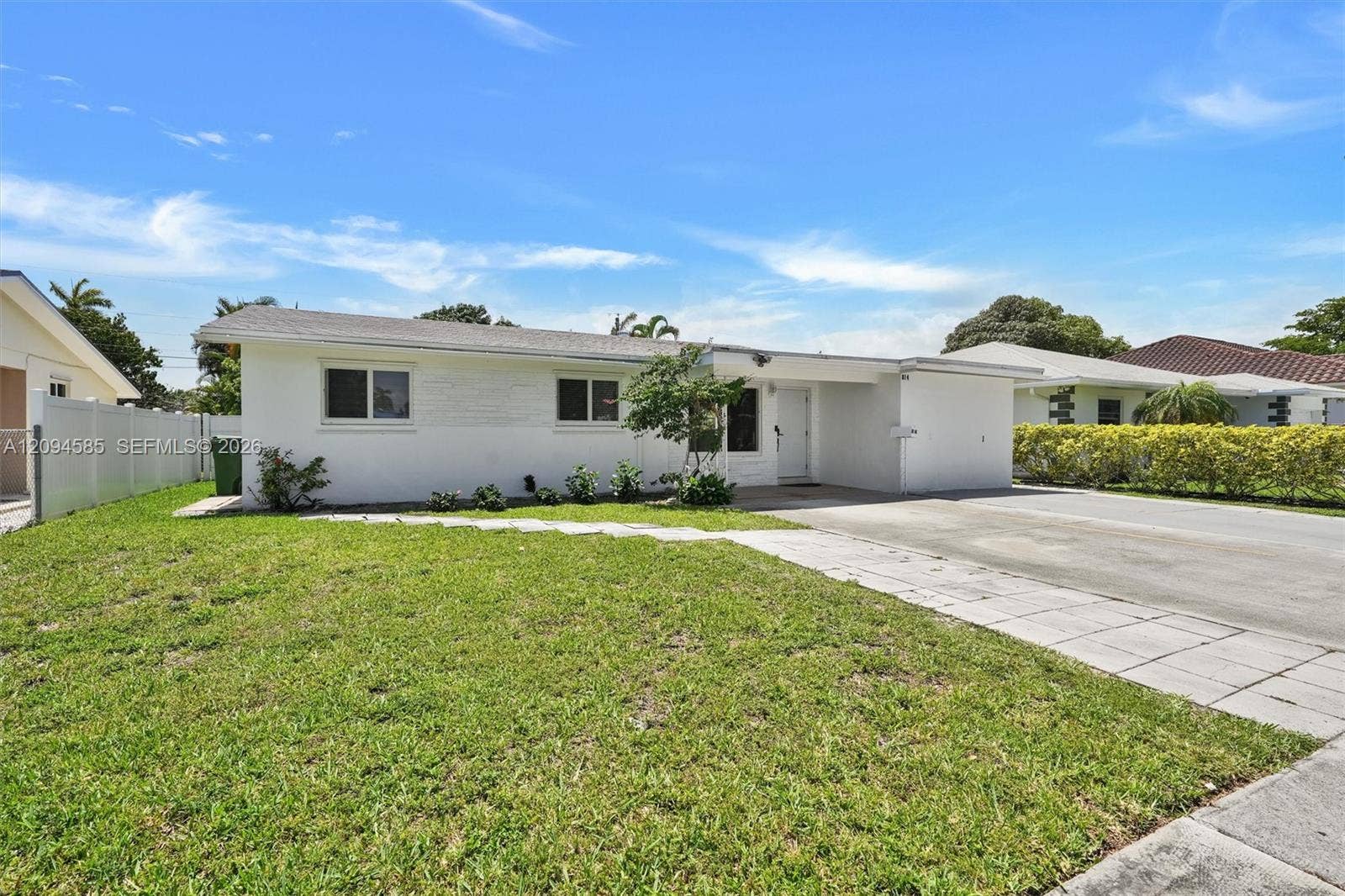 814 NE 4th Street, #814, Hallandale Beach, Hallandale Beach, FL 33009 Photo 3